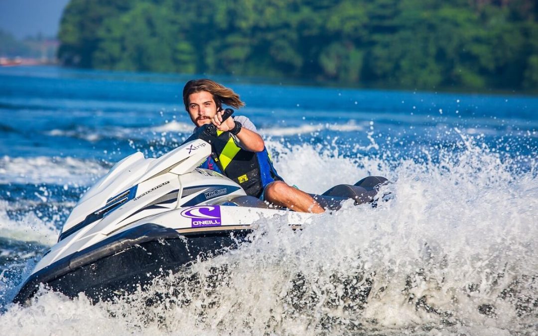 5 Jet Skiing Safety Tips